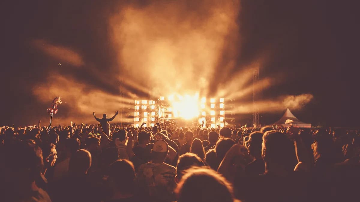 10 tickets gratis para el MEGACLOSING con ALEXI DELANO & KONRAD BLACK, Gánate 1 ! en Medellín